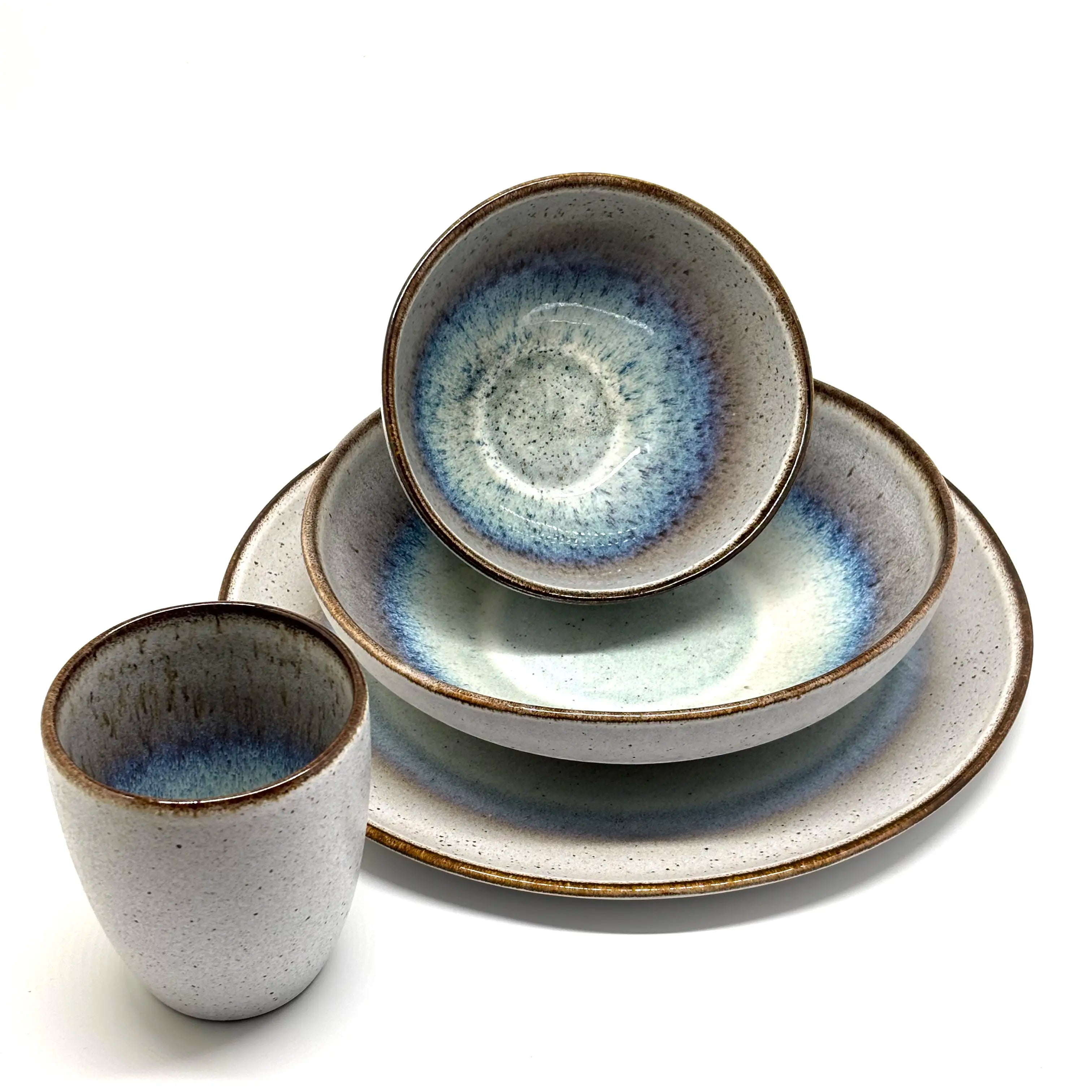 Handgefertigtes Keramik Set mit Teller Schüssel und Tasse aus Portugal